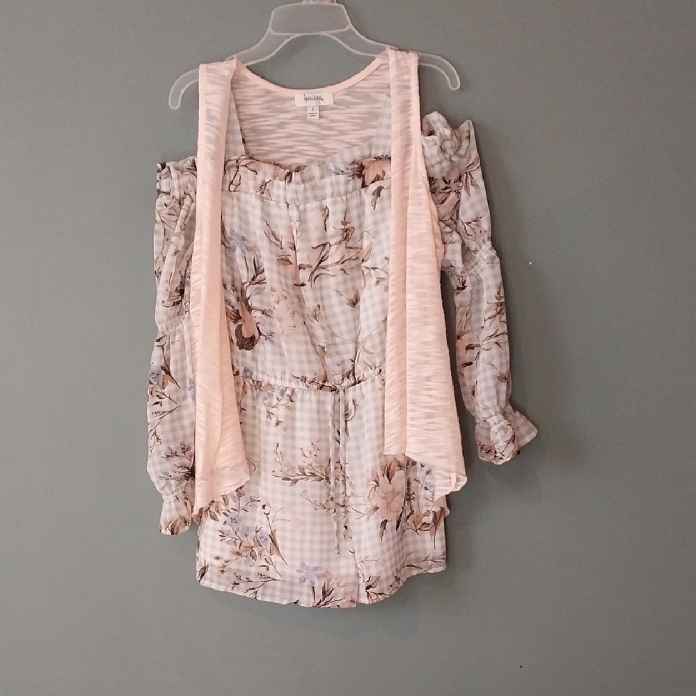 Floral Cold Shoulder Blouse